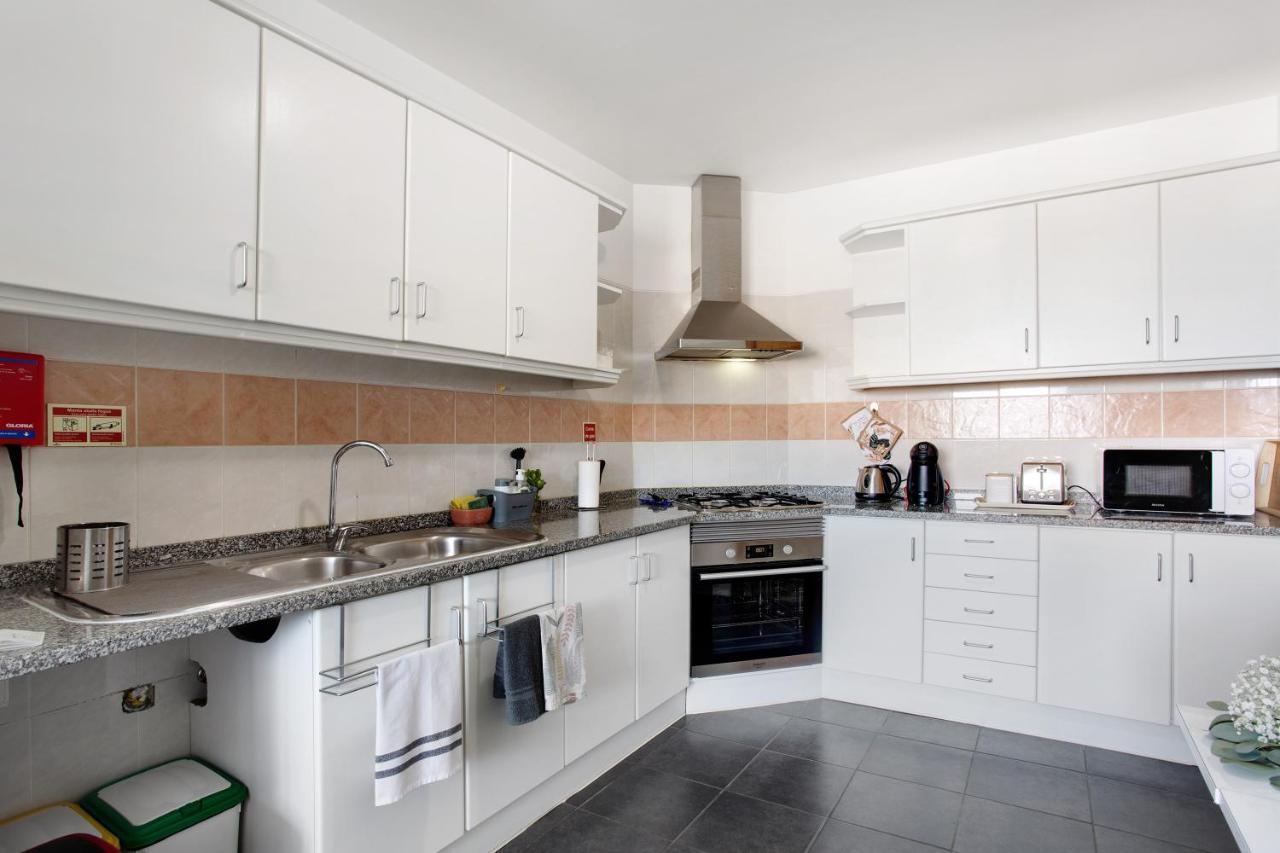 Apartamento Fenix Garajau 카니코 외부 사진